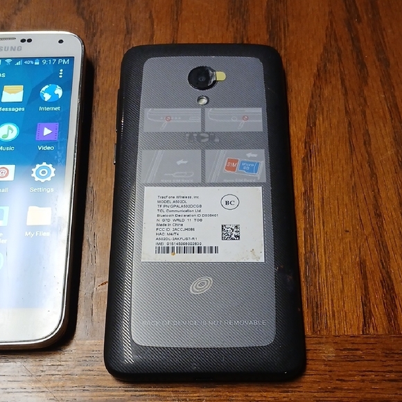 Smartphones - Picture 8 of 9